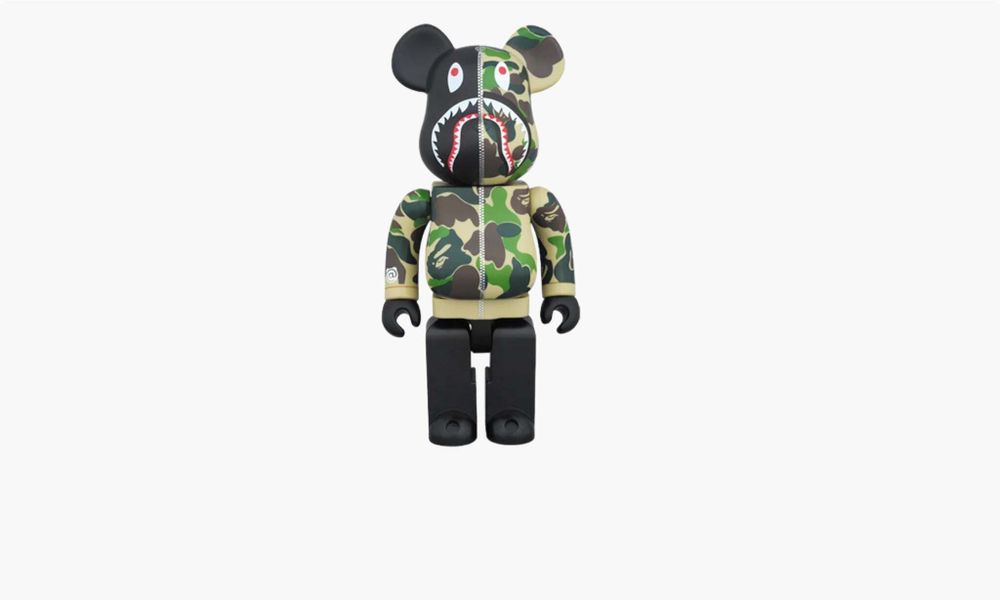 Bearbrick x BAPE Camo Shark &quot;400%&quot; Green