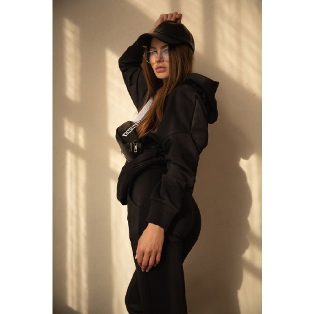 Худи унисекс облегченное LUNA