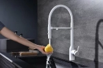 Смеситель для кухни Paulmark Magneto One Ma213188-WH белый матовый