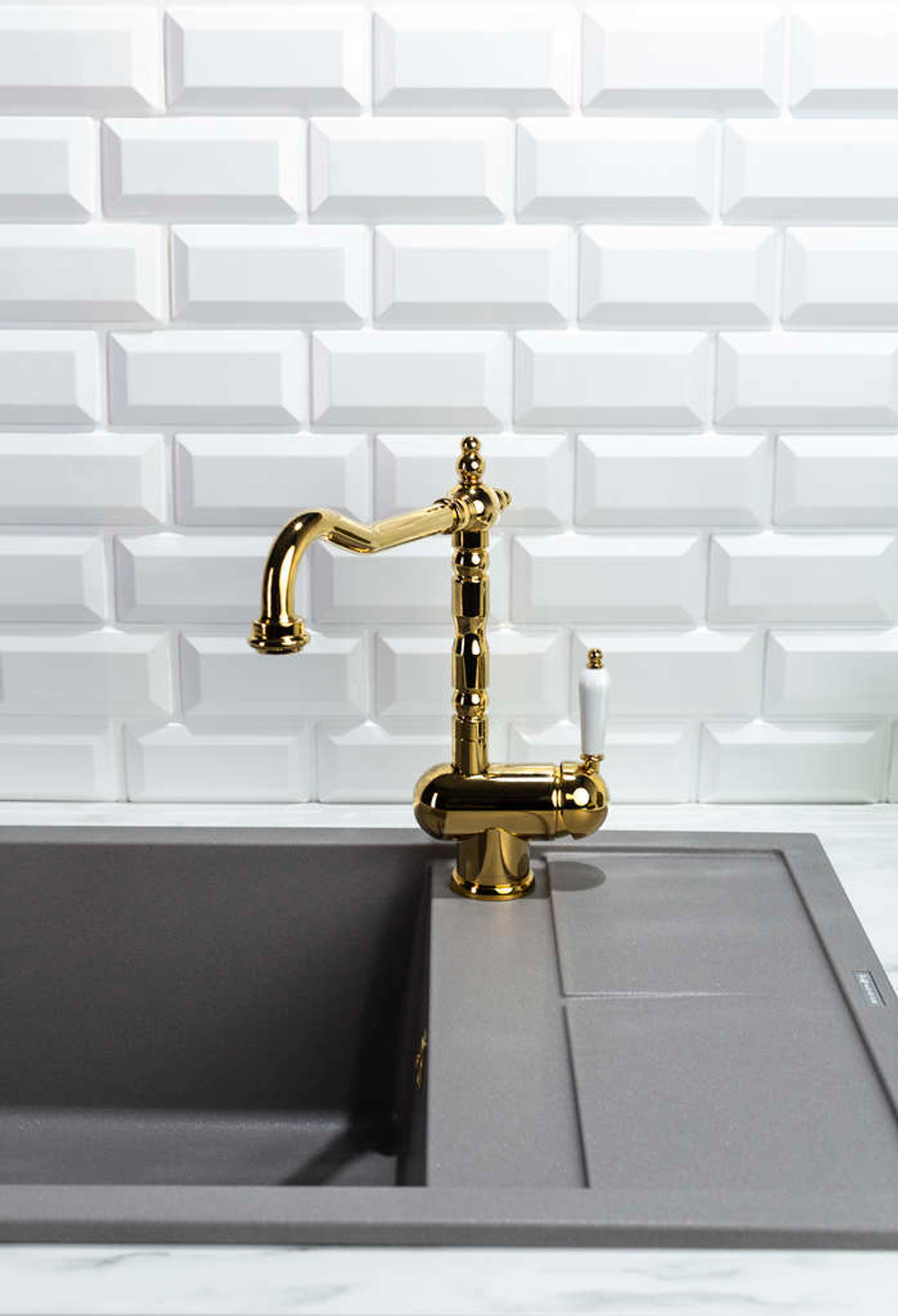 Смеситель для кухни Omoikiri Kyoto-G Золото OKY-G-35