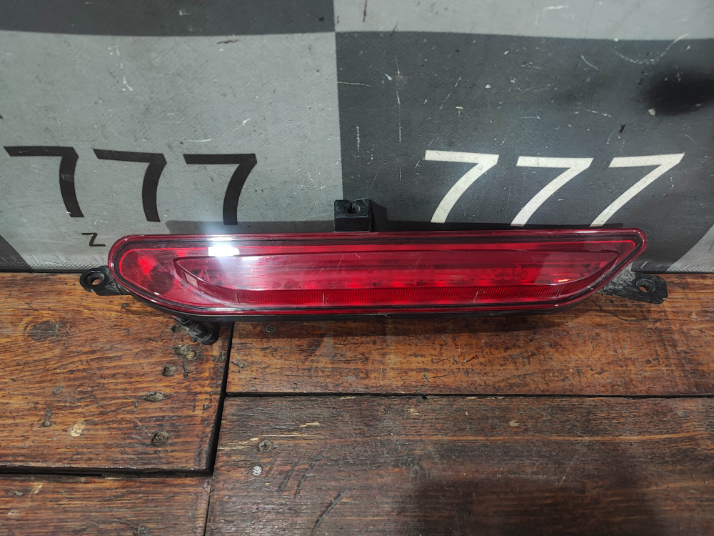 ПТФ задний центральный Omoda C5 22-нв Б/У Оригинал 605000616AA