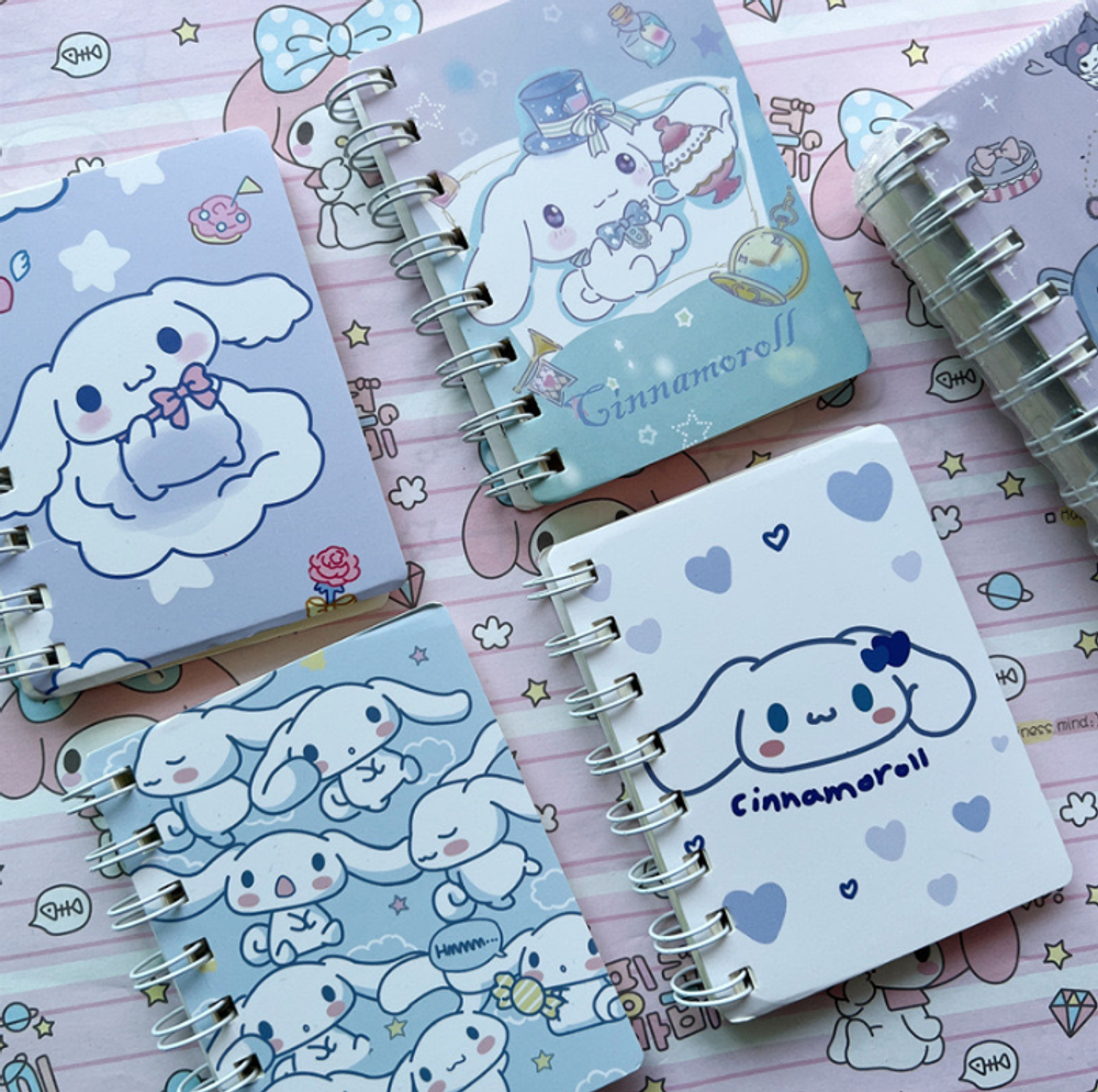 Миниатюрный блокнот "Capybara and Sanrio"