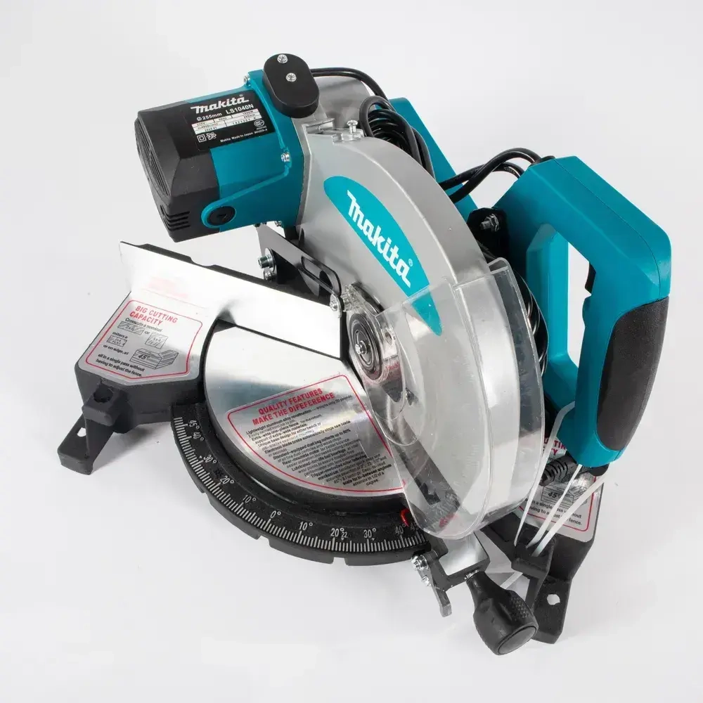 Торцовочная пила Макита LS1040N 1650W 255MM
