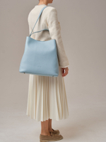 Кожаная сумка шоппер Olga DBR 30948 светло-голубой