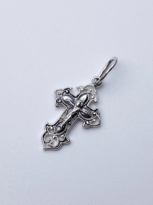 Крест из серебра/Чернение/С подвижным ухом