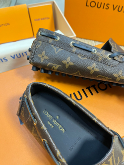 Louis Vuitton Mocassin