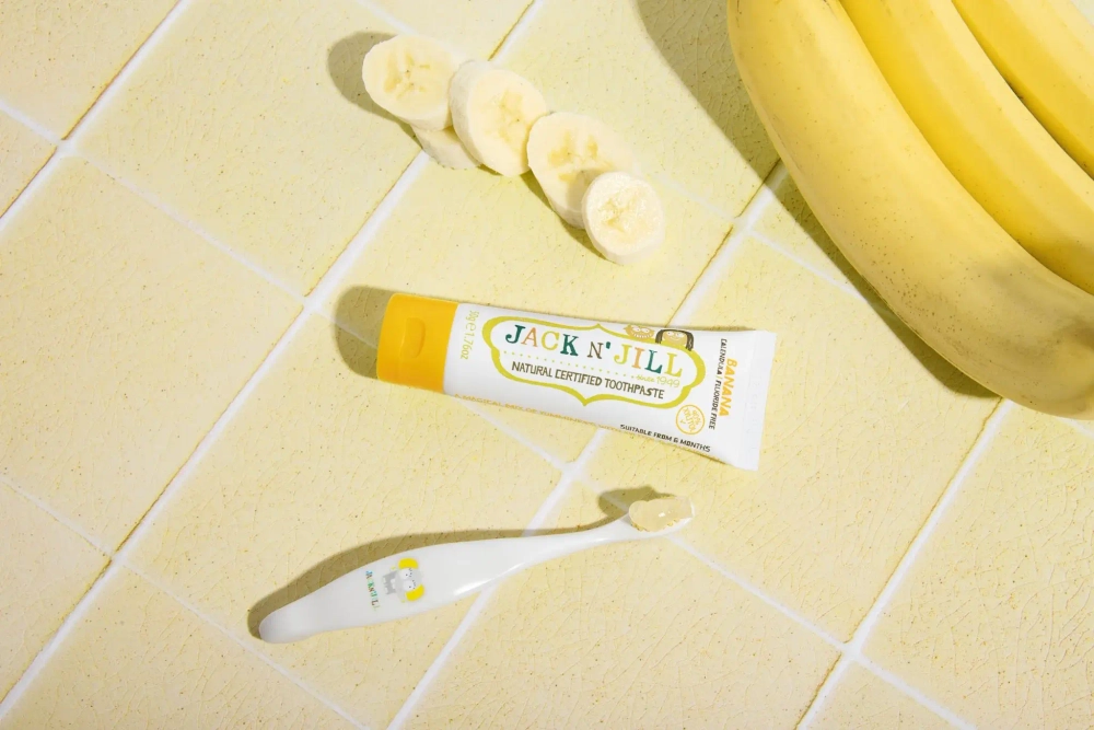 Зубная паста натуральная Jack n' Jill с органическим бананом