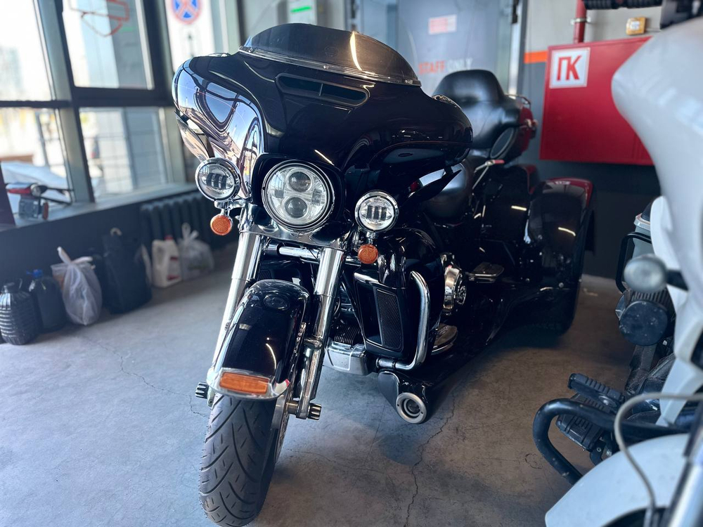 Harley-Davidson Tri Glide Ultra, 2014, 35 404 км.