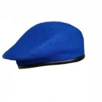 Фуражки и береты