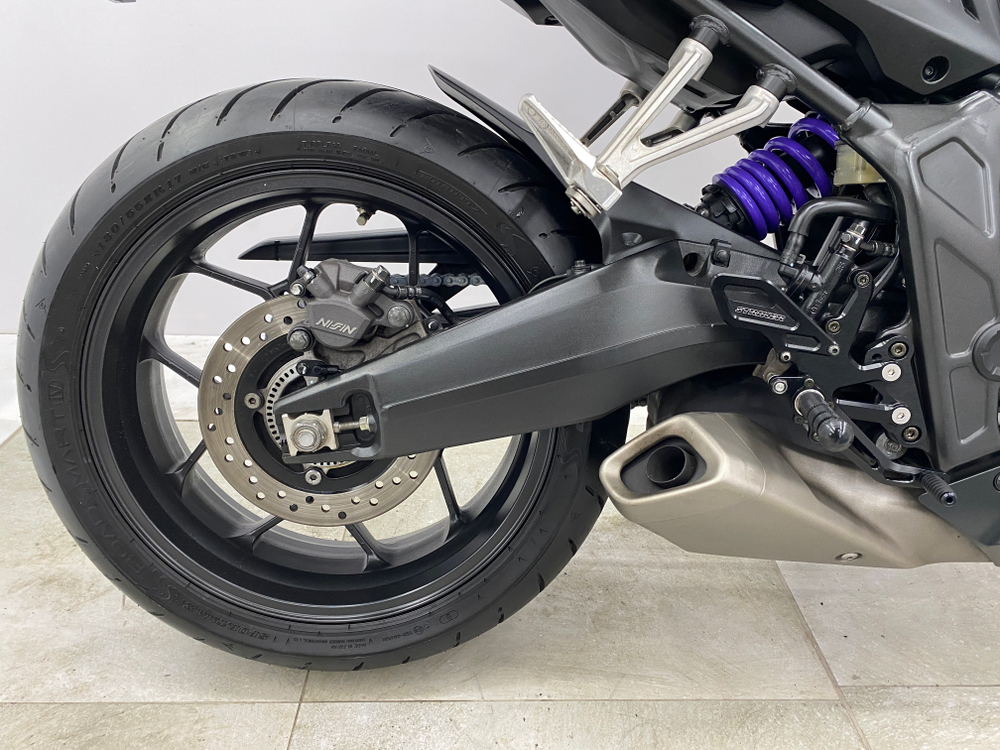 Honda CBR650R 050175