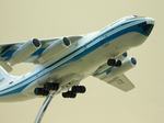 Модель самолета Ил-76ТД (М1:100 Геликс) с шасси