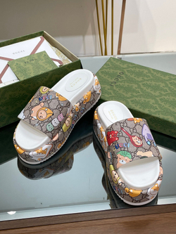 Gucci Platform Slide Sandal
