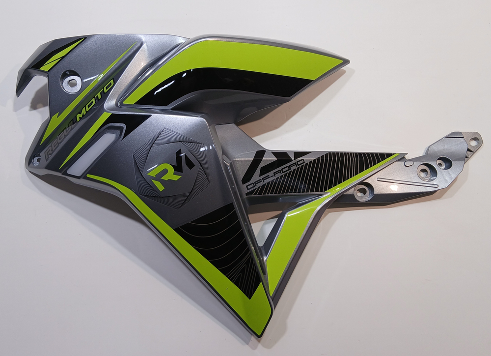 Пластик передний левый с ДХО REGULMOTO  ADV 300 OFF ROAD