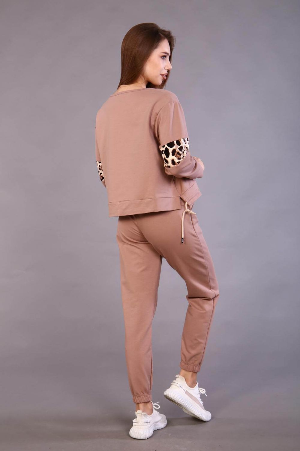 Талас - костюм бежевый Iv-capriz