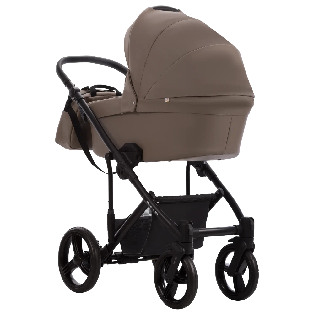 Коляска 2 в 1 Bebetto Magnum Light Pro