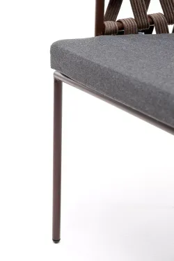 "Диего" стул плетеный из роупа, каркас из стали коричневый (RAL8016) муар, роуп коричневый круглый, ткань темно-серая 027