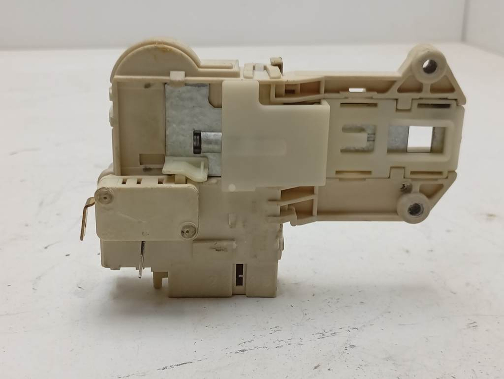 LAVALOGIC1810 кт33 Устройство блокировки люка (замок) для стиральной машины Electrolux Zanussi AEG 1105771008 б/у