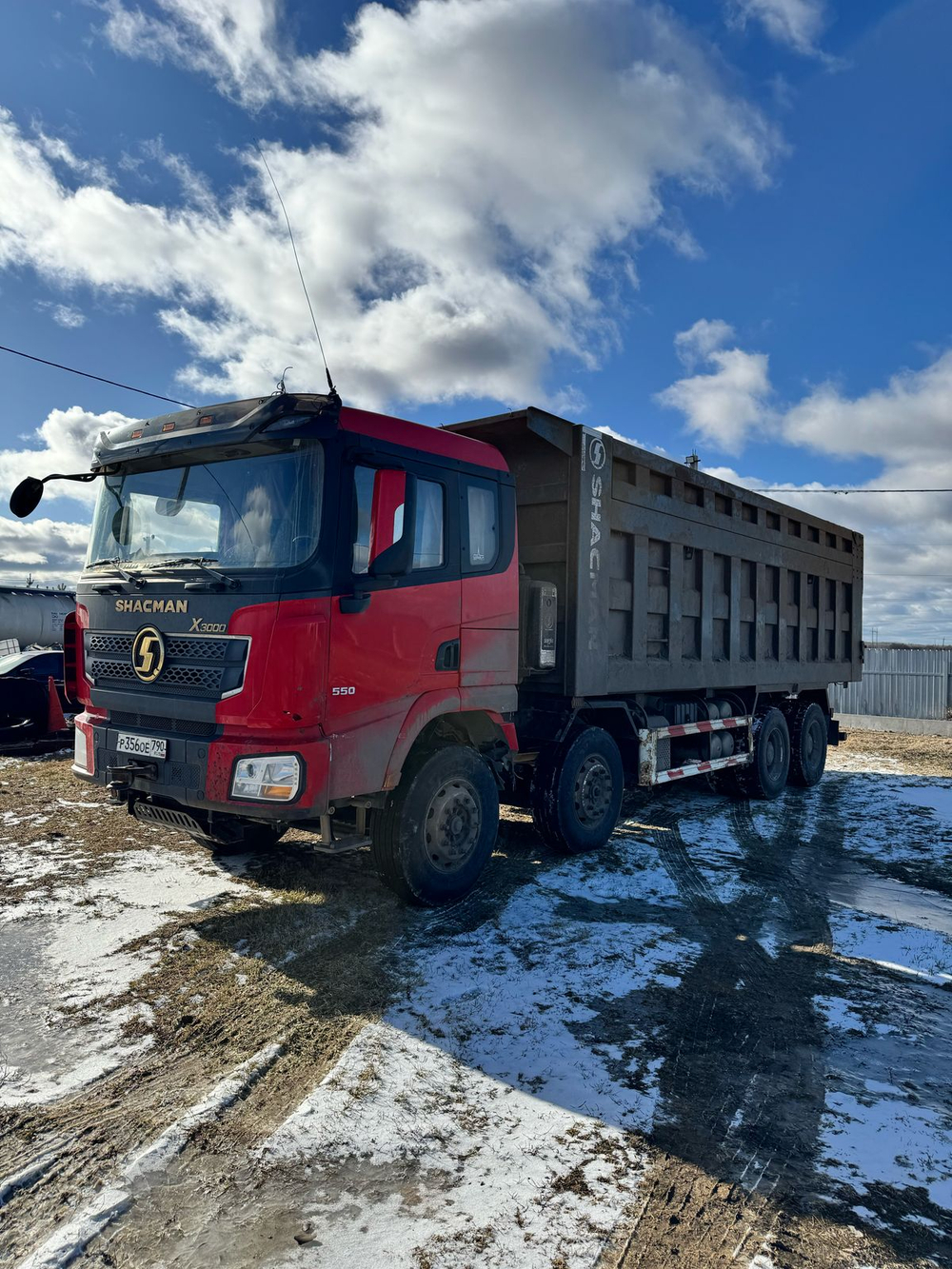 Shacman (Shaanxi) SX* 8x4 Самосвал SX331863366 (Дизельный, 12,5 л, 544 л.с., МТ)