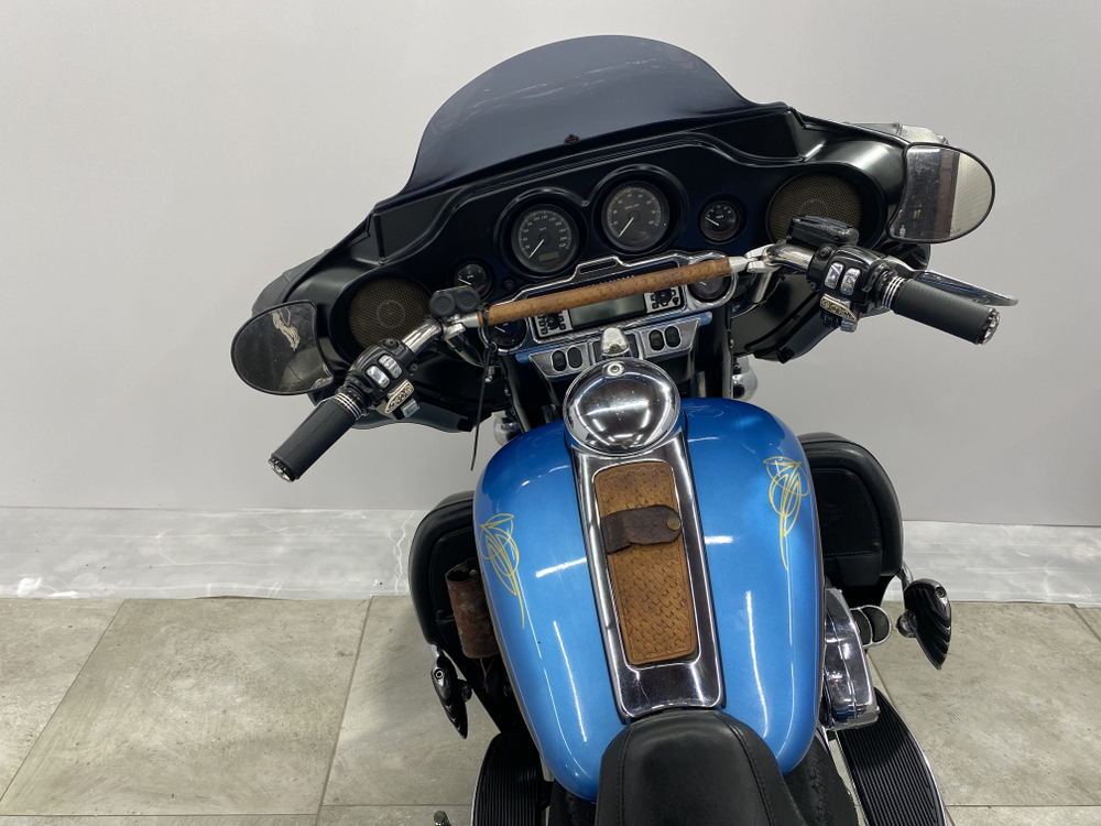 Harley-Davidson Electra Glide FLHTC1580 , 2011