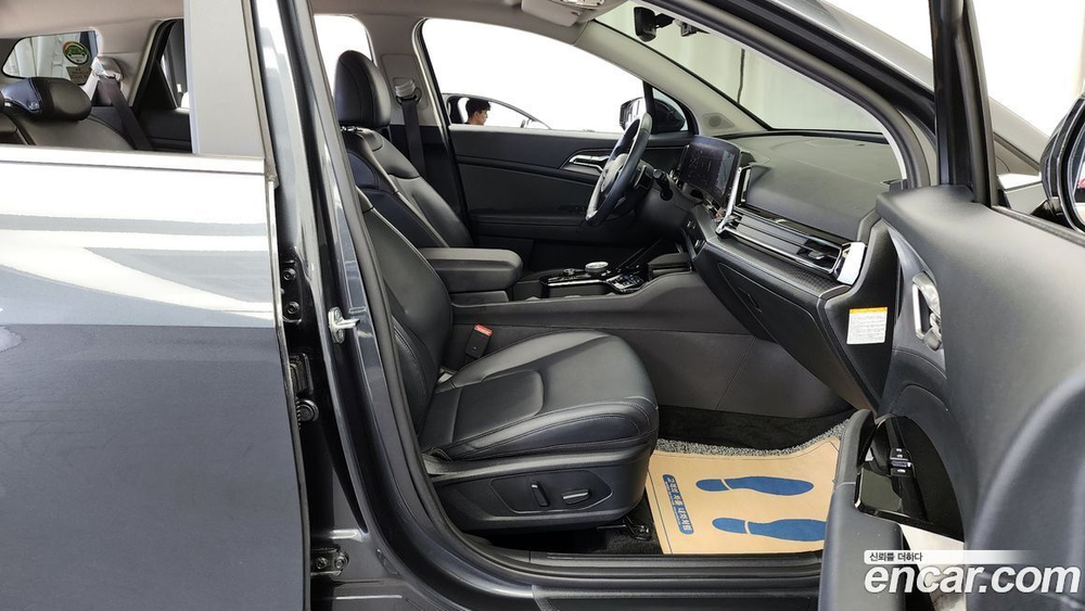 Kia Sportage 5 Generation Hybrid Noblesse 2WD (10.2022)