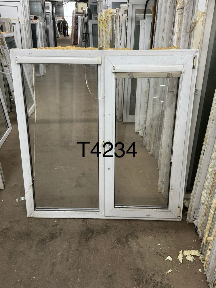 Б/У Пластиковое Окно 132(в) х 127(ш)