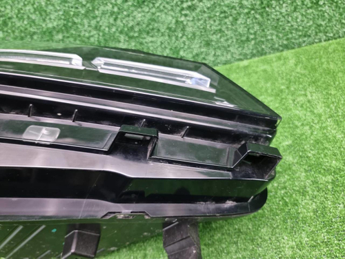 Фара правая Geely Coolray (2023-н.в.) LED
