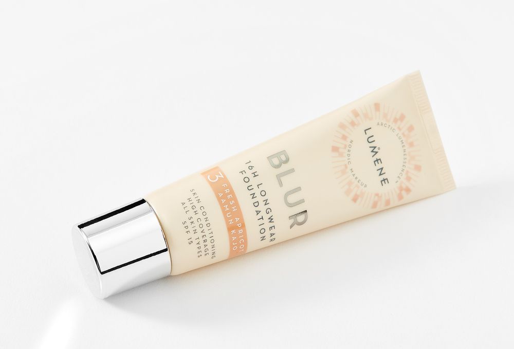 Lumene  Blur Foundation  3