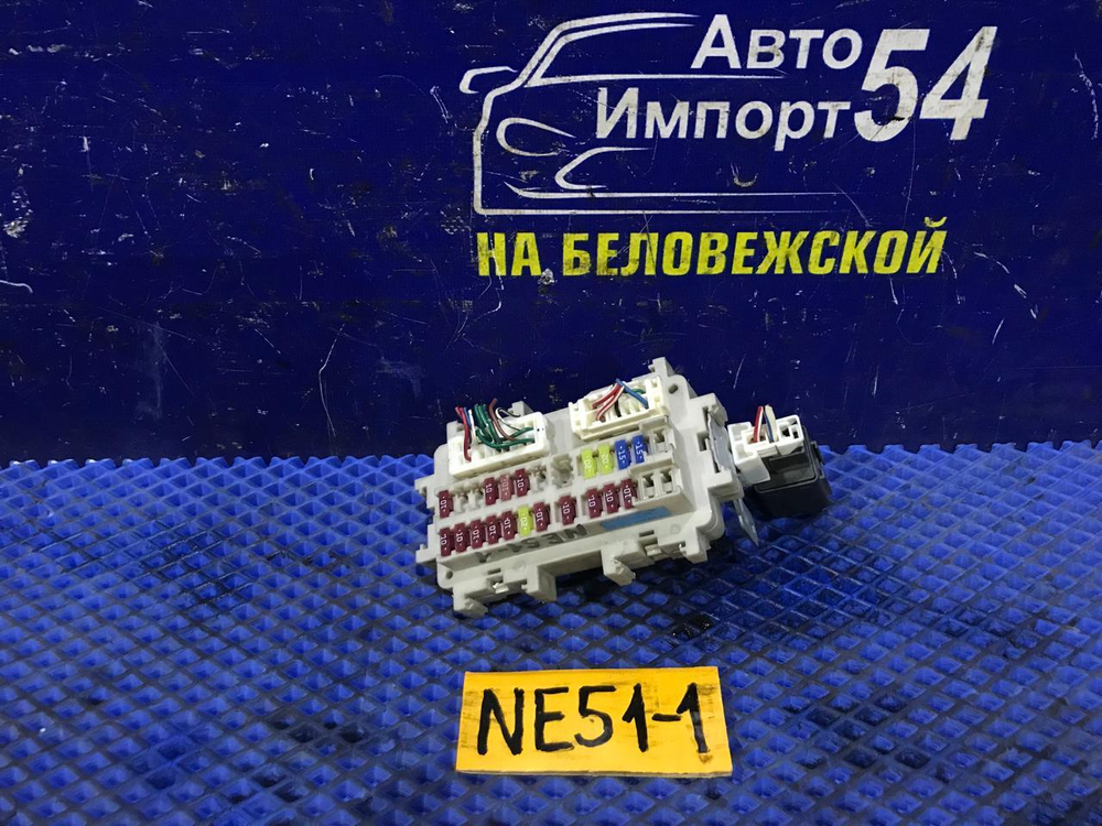 Блок предохранителей салонный NISSAN ELGRAND 2005