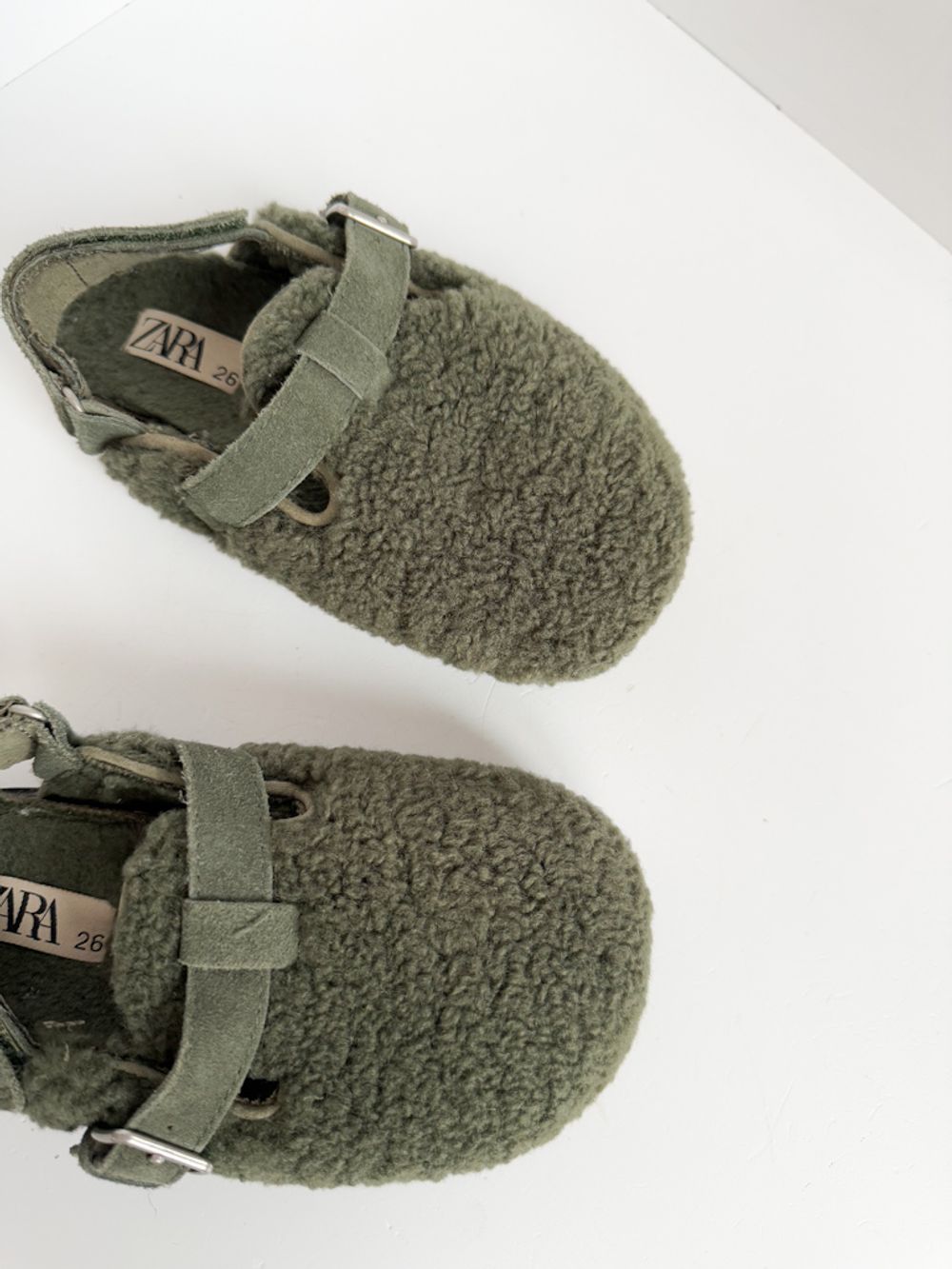 Меховые сандалии Zara, 26