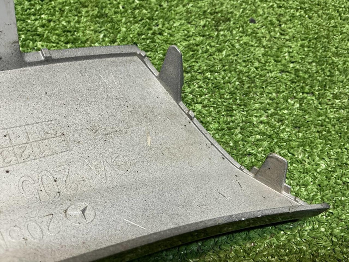 Накладка перед бампера Mercedes C w205 (18-23) AMG