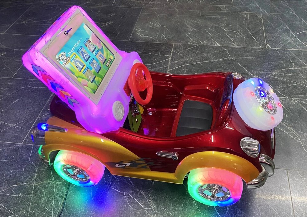 аттракцион качалка, детская качалка с видеоигрой, качалка с видео игрой для детской комнаты, дорогие качалки с игрой, автомат качалка, качалка с монетоприемником, аттракцион качалка с видео игрой