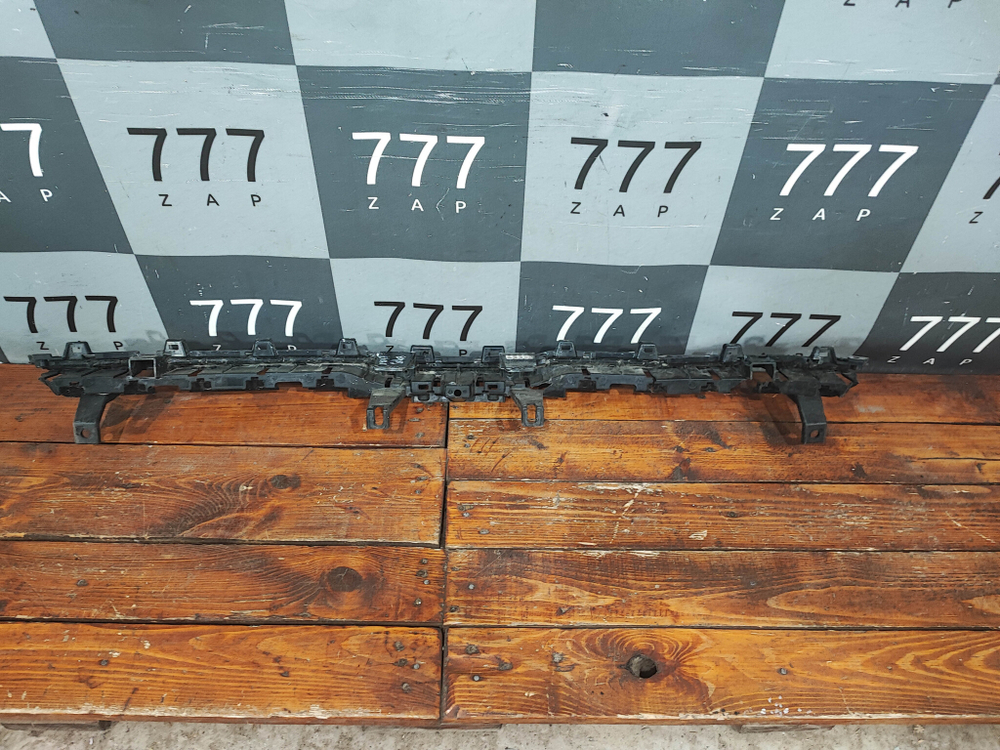 Накладка решетки радиатора Kia Seltos 19-нв Б/У Оригинал 86377Q5000