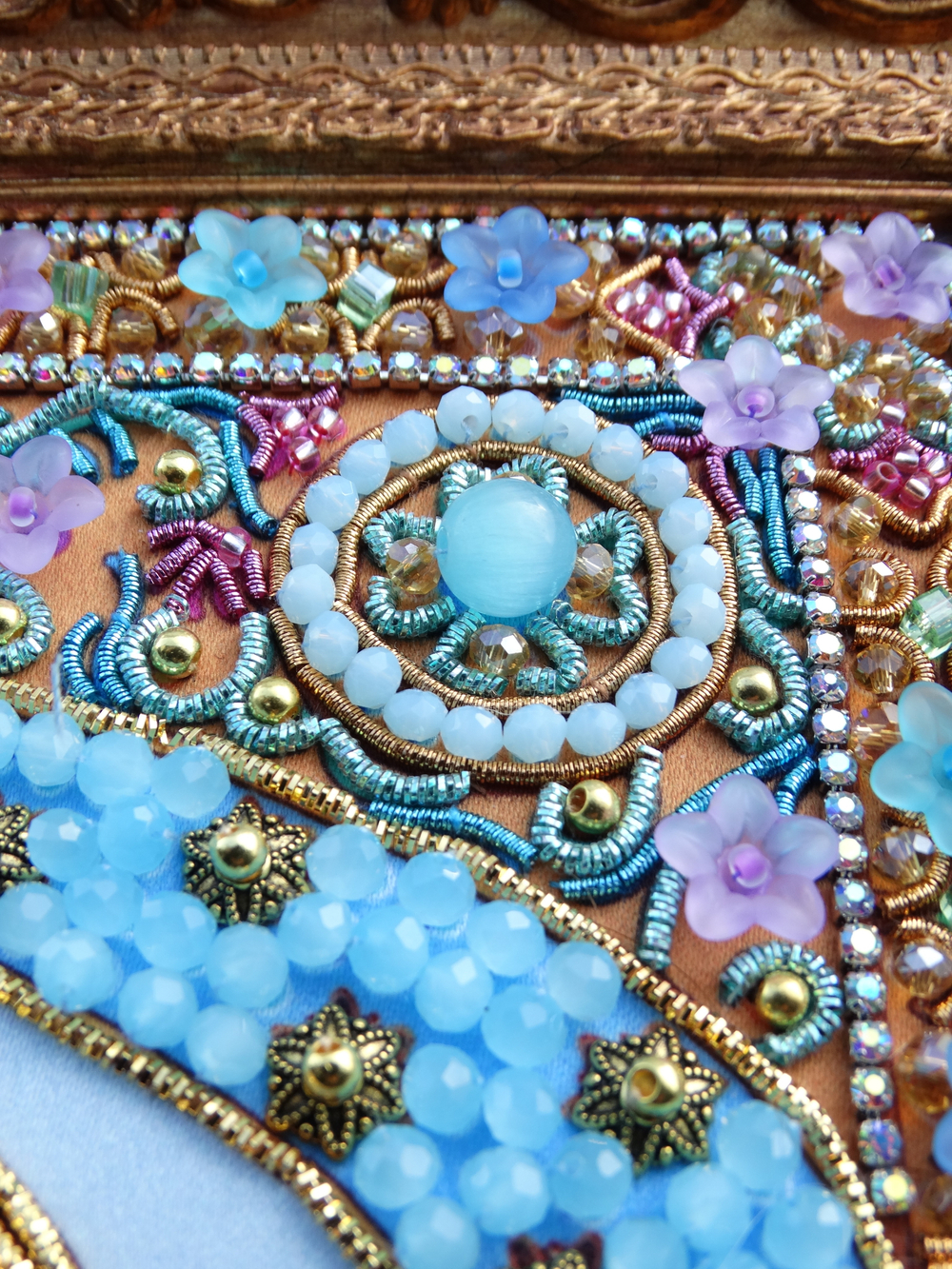 И-24а Набор для вышивания хрустальными камнями Ангел Хранитель домашнего очага (мал.)