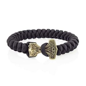 Браслеты из паракорда