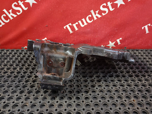 Кронштейн рессоры передней  правый