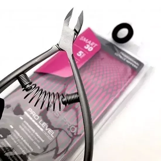 Кусачки профессиональные для кожи Staleks SMART 30 5 мм. NS-30-5