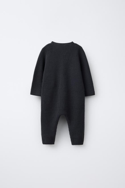 ZARA КОМБИНЕЗОН ИЗ ТРИКОТАЖА С ЖЕМЧУЖИНАМИ, СТАЛЬНОЙ