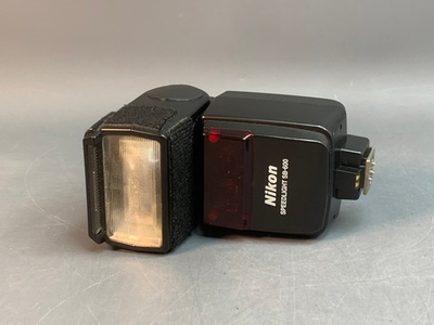 Nikon SB-600