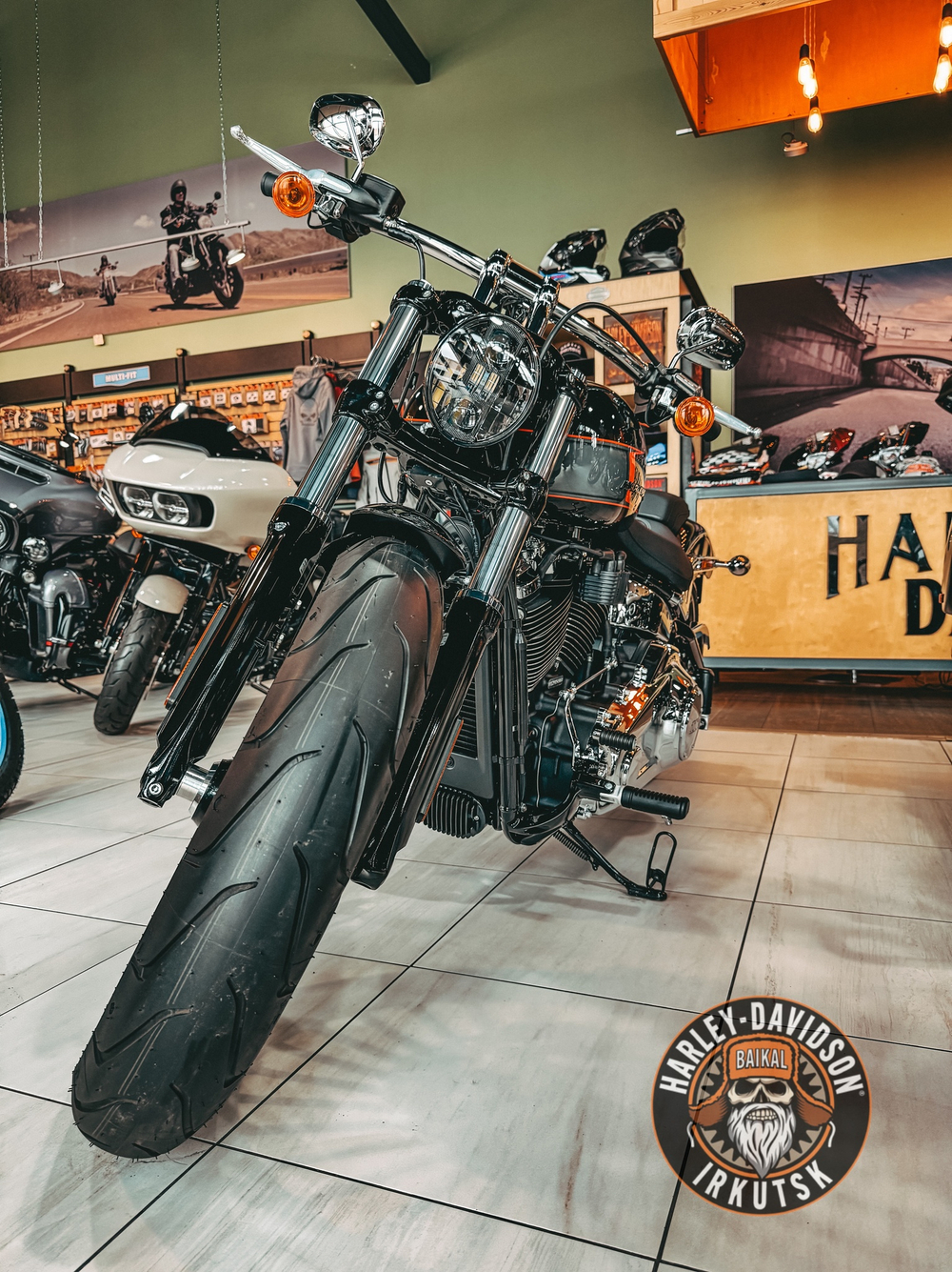 Новый мотоцикл Harley-Davidson® Breakout 117®