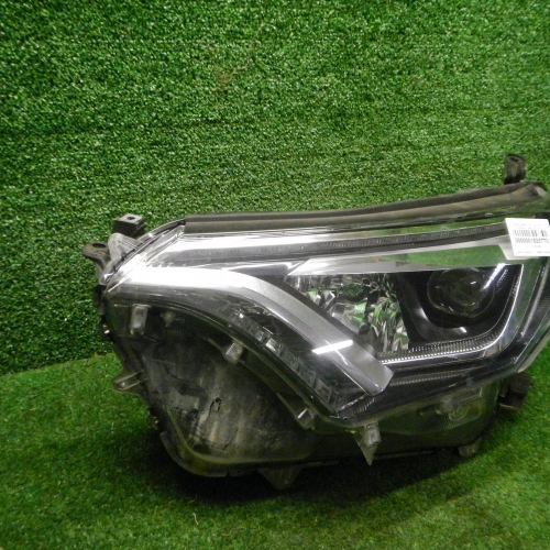 Фара левая Toyota Rav 4 CA40 (2015-2019) LED