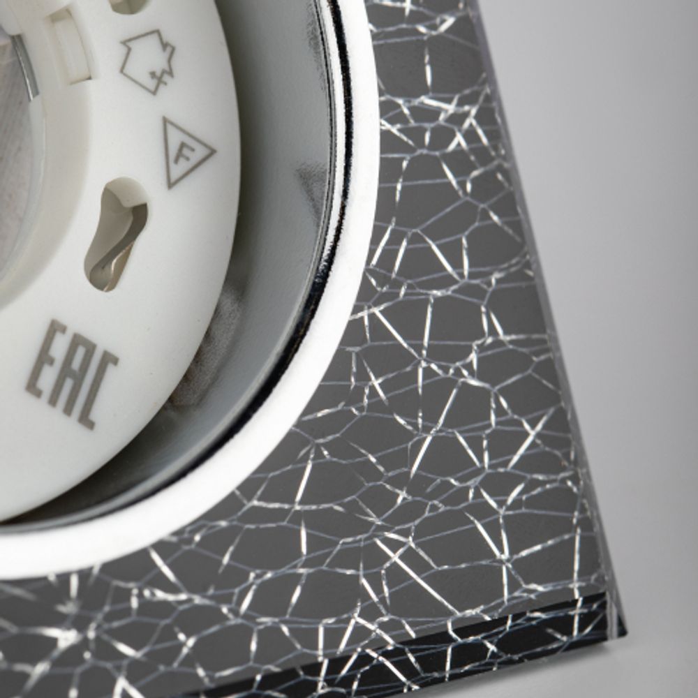 Встраиваемый светильник со светодиодной подсветкой ЭРА DK LD50 WH/BK GX53 белый черный | Встраиваемые LED светильники