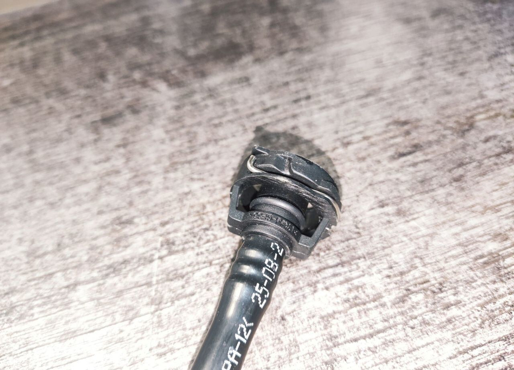 Шланг от радиатора к бачку VAG GEN 3 cdnc