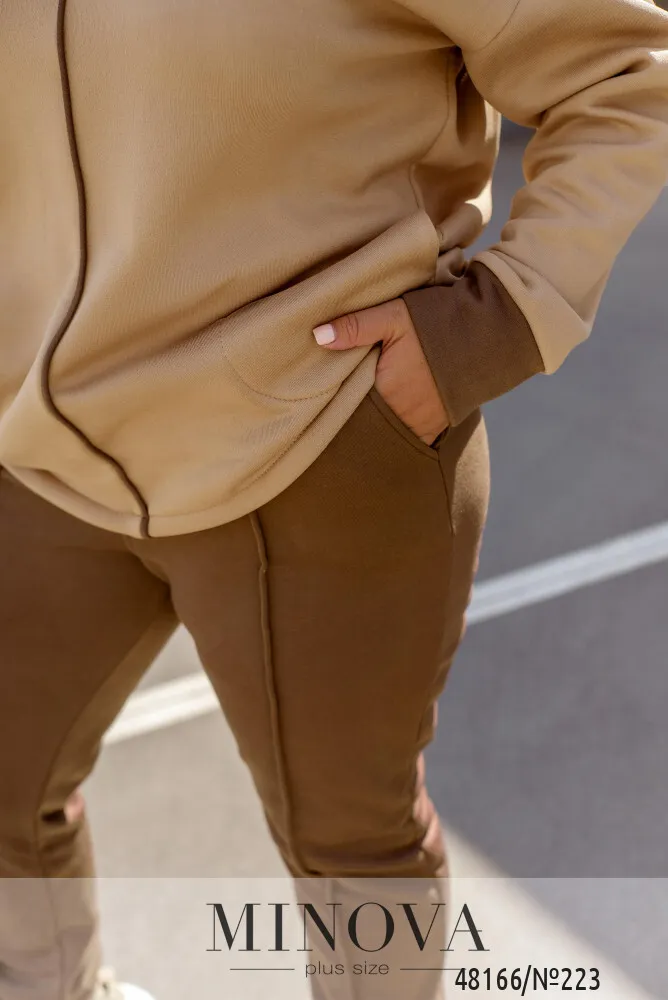 Костюм 223-Коричнево-бежевый Minova