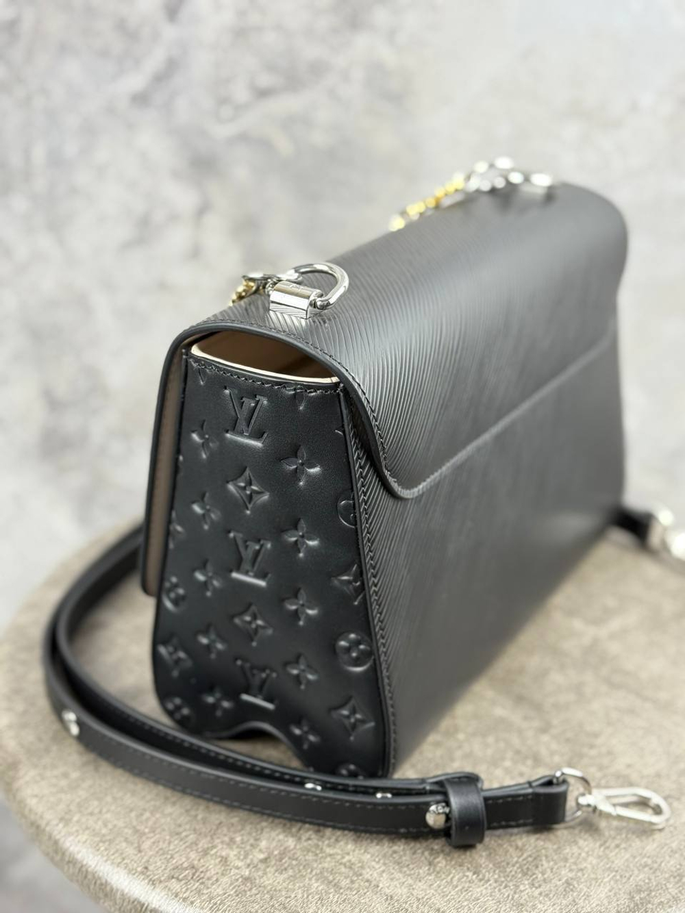 Сумка Louis Vuitton