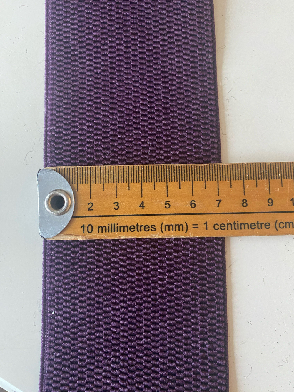 Резинка широкая 7 см цветная (темно-фиолетовый) эластичная декоративная лента для поясов, одежды и рукоделия 1 м