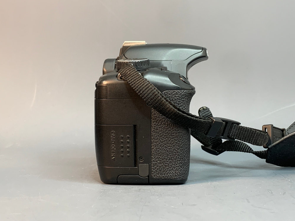 Canon EOS 450D kit 18-55mm IS