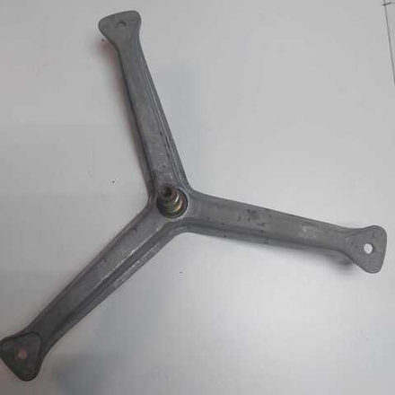 5 Крестовина для стиральной машины Indesit C00037028