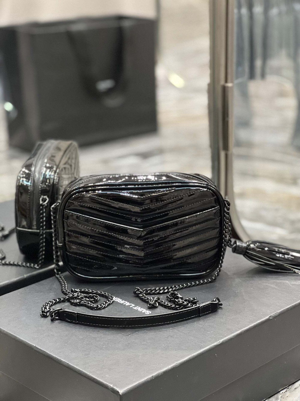 Yves Saint Laurent Lou Camera Bag 18 cm
