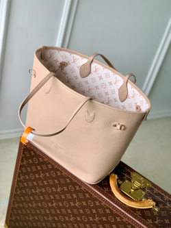 Louis Vuitton Neverfull Inside Out MM