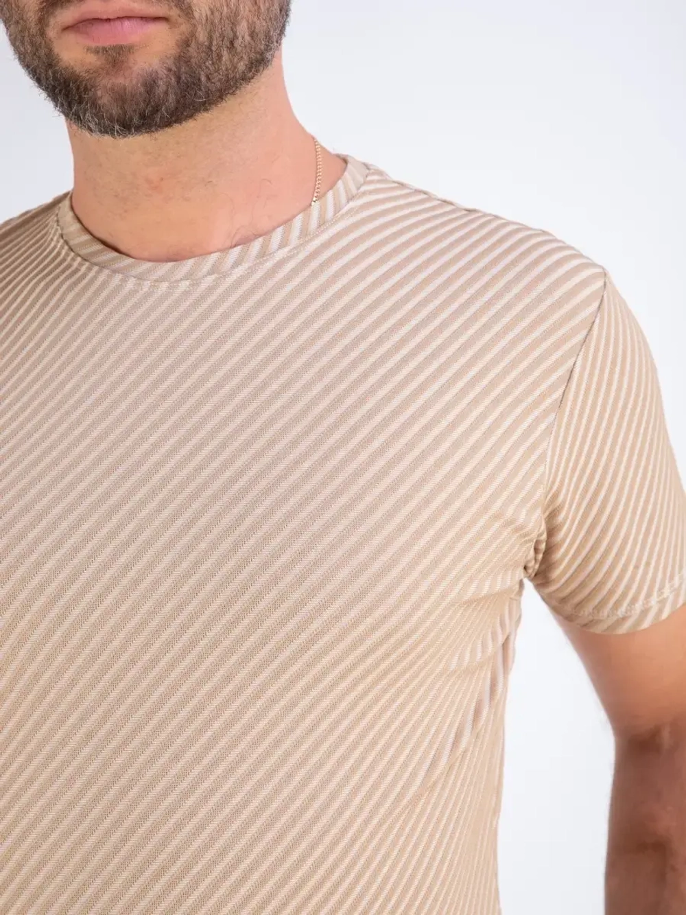 Футболка мужская однотонная базовая